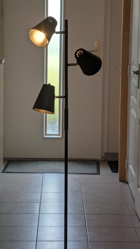 Lampe lampadaire trois - trois, spots