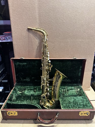 Silvertone alto saxophone - silvertone,