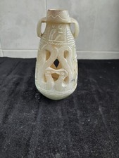 vase en onyx ajouré décors