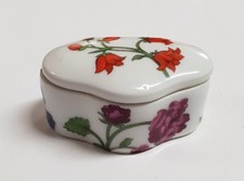 Petite boite collection en porcelaine de Paris Decor Herbier RefM479