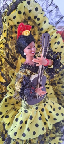 Ancienne poupee folklorique - poupee,