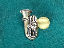 pins TUBA instrument a vents metal en relief instrument de l Est classique