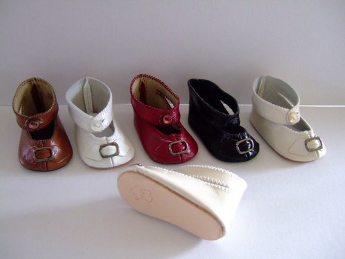 Chaussures poupee ancienne - de,