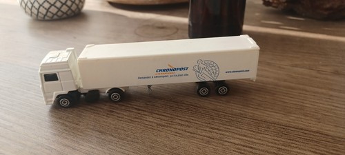 Rare majorette majopub - rare,