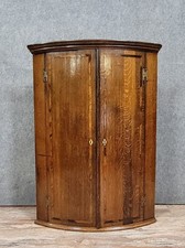 encoignure a suspendre époque