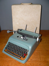 Vtg. 1962 Underwood-Olivetti