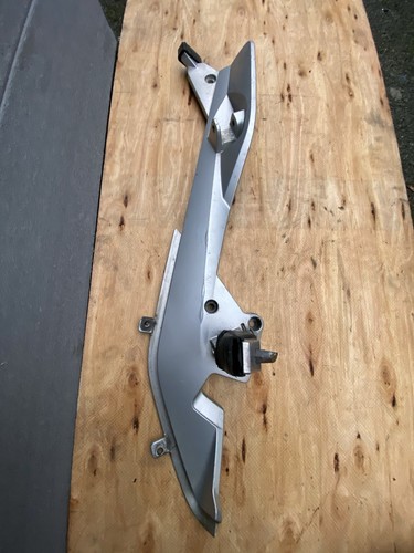 Platine repose pied - gauche, bmw