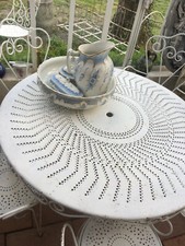 Toilette en faïence, ensemble important d'époque 1889, blanc et bleu, 4 pièces.