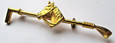 Ancienne Broche cheval Cravache couleur Or Equitation rare bijou vintage 596