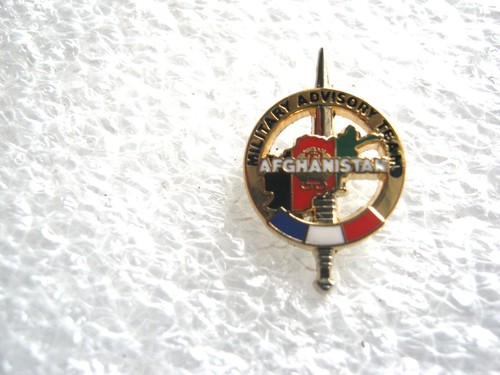 Ancien pins des troupes - pins,
