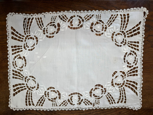 Dentelle ancienne broderie - dentelle,