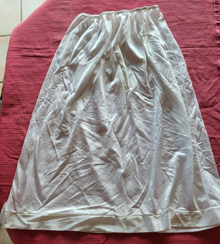 Linge ancien jupon nylon - ancien, /
