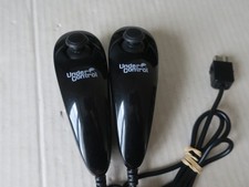lot de 2 NUNCHUCK  - coloris noir - UNDER CONTROL -- pour WII