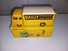 DINKY TOYS DEMENAGEUR SIMCA CARGO BAILLY + BOITE D'ORIGINE 33 AN MADE IN FRANCE