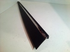 Baguette de porte avant droite
