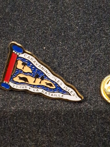 Pin ivry la bataille - pin's,