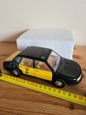 R12 Renault 12 TAXI Espagnol marque ROMAN  No Dinky Toys Norev Corgi, Solido,..