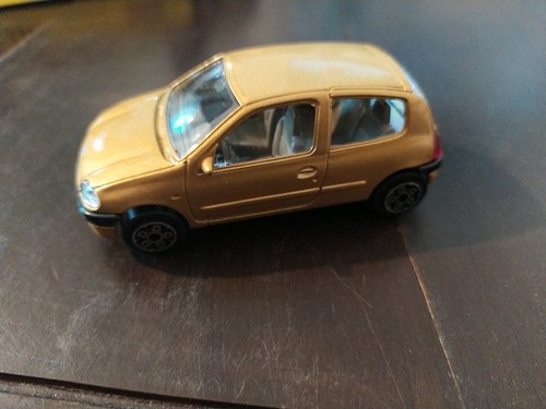 Renault clio burago 43 - renault,