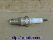 bougie NGK DR8ES-L pour Honda CM 400 T  de 1979 a 1981 (NC01)