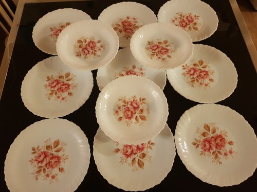 Assiettes plates 3 - 9,