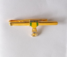 INSIGNE MILITAIRE PINCE DE