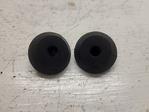 Silent bloc capot moteur pour