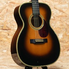 Martin Acoustic Guitar OM-40LE