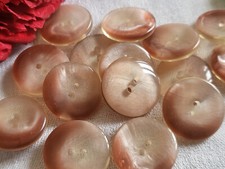 Lot 7 superbes boutons vintage