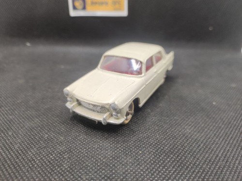 Peugeot 404 berline - ▄▀▄,