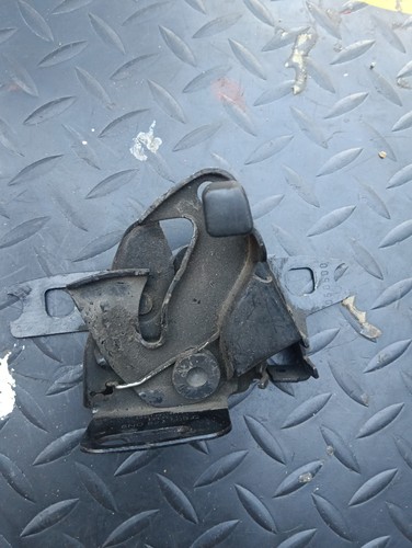 Serrure capot moteur - de,