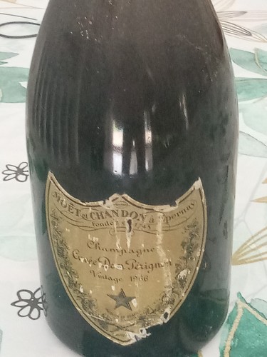 Bouteille champagne moet - de,