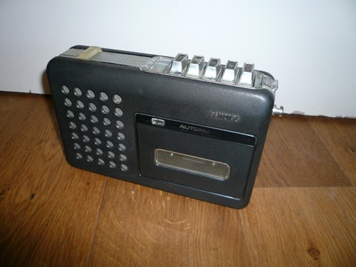Ancien magnetophone