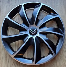 4 enjoliveurs Neuf pour