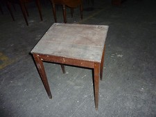 R 804 Pupitre d'écolier Petit