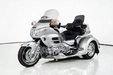 2007 HONDA GL1800 with Trailer