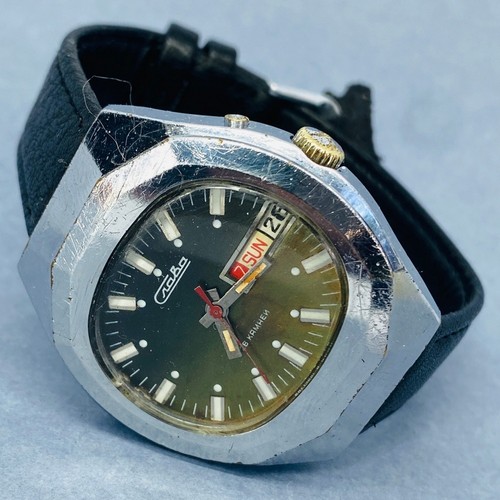 Montre vintage soviétique