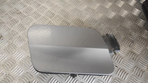 Trappe réservoir carburant - ,