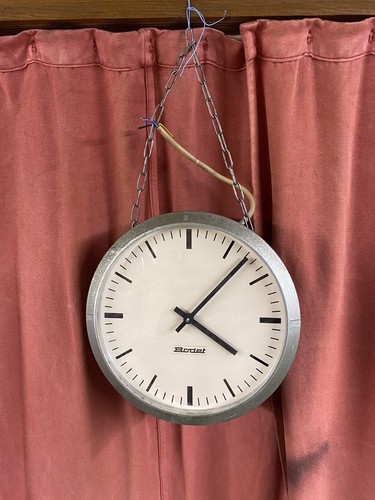 Horloge bodet double face - face,