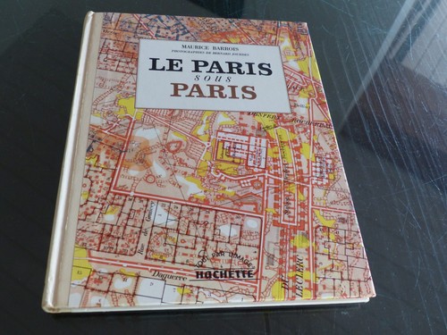 Paris sous - le,