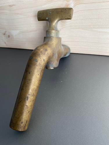 Collectionneur ancien robinet - collectionneur,
