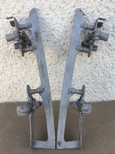 Anciens patins à glace /