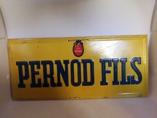 ANCIENNE PLAQUE PUBLICITAIRE DE MARQUE PERNOD FILS EN TOLE
