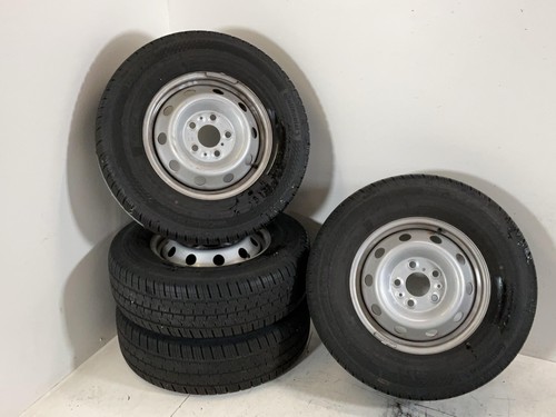 Jeux pneus jantes fiat - jeux,