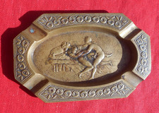 Cendrier ou  Vide - Poche Erotique   !