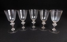 5 verres à pieds cristal