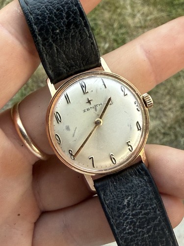 Montre vintage mécanique