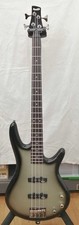 Guitare basse électrique