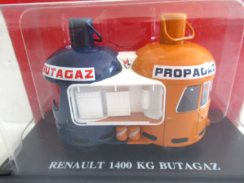 Véhicule publicitaire - 1/43,