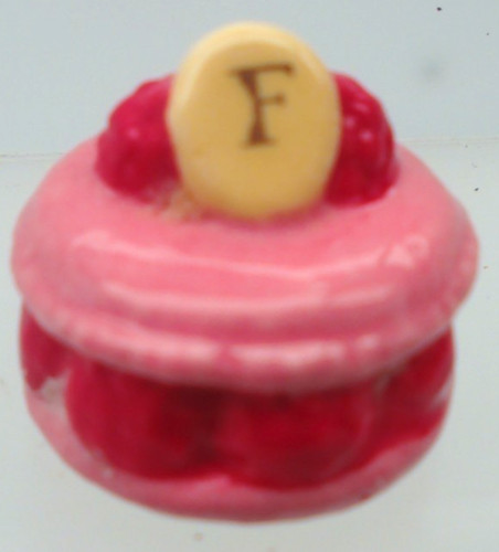 Feve perso gateau macaron - feve,