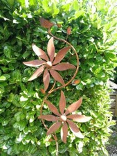 Grille noble éolienne tulipe